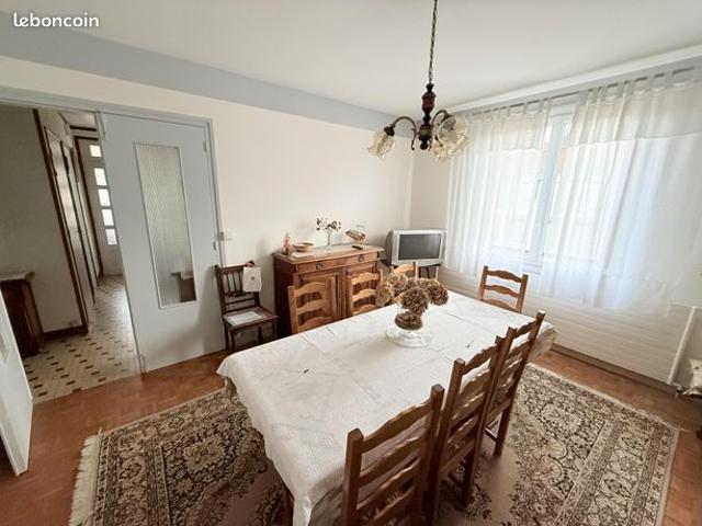 Vente | Maison | 5p | 3ch | 90 m² | Villeneuve la Guyard | Terrasse · Jardin