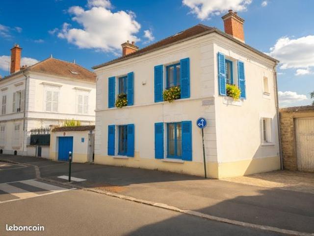 Vente | Maison | 5p | 4ch | 93 + 34 m² | Fontainebleau | Expo Est/Nord/Ouest | Terrasse
