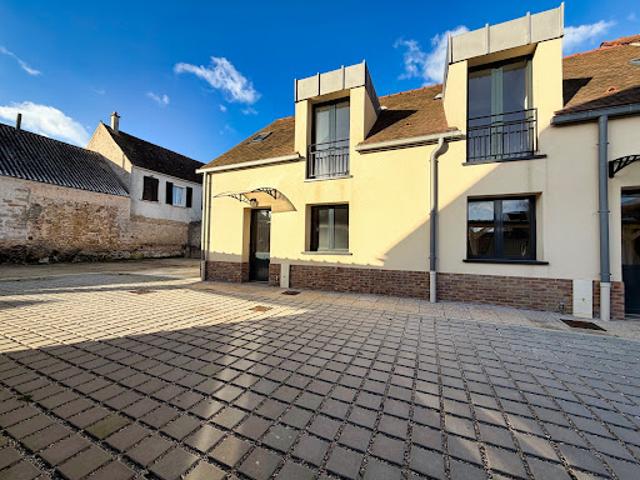 Vente Maison 61.3 m2 Réau