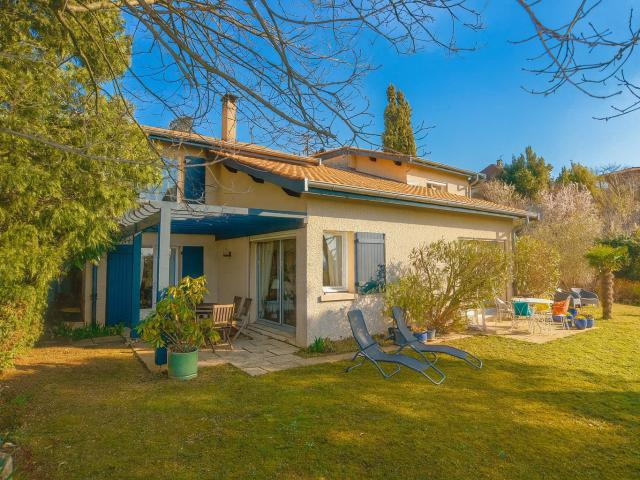Vente maison 6 Pièce s 170m² Chassieu