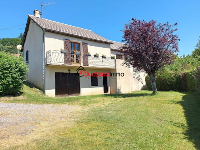 Vente Maison 6 pièces 104 m2 Calvinet