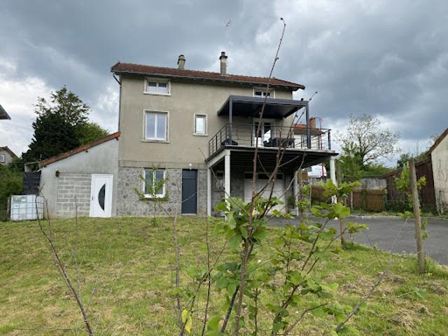 Vente Maison 6 pièces 105 m2 Bujaleuf