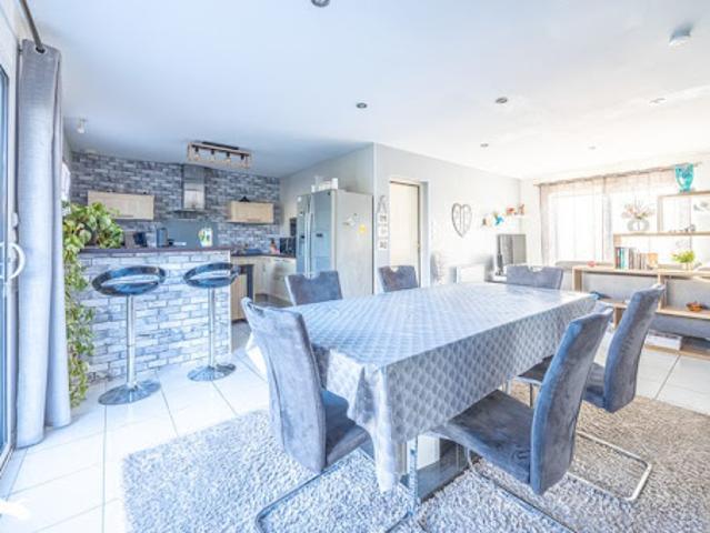Vente Maison 6 pièces 105 m2 Chauray