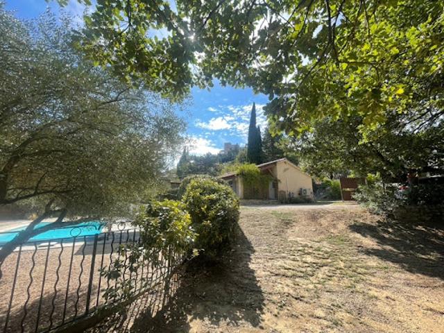Vente Maison 6 pièces 106 m2 Lacoste