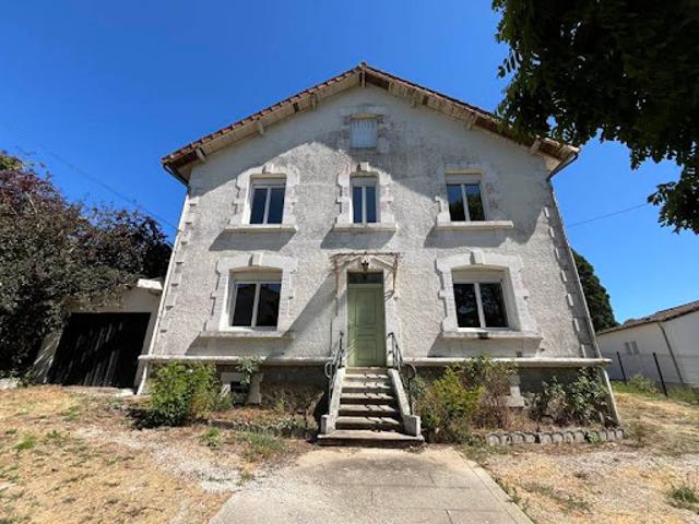 Vente Maison 6 pièces 107 m2 Nontron