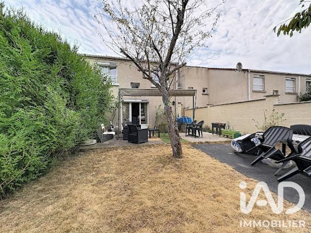 Vente Maison 6 pièces 107 m2 Savigny le Temple