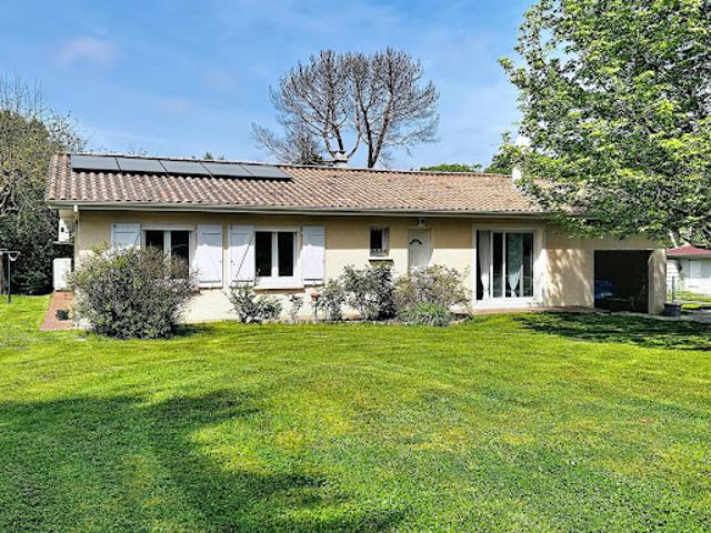 Vente Maison 6 pièces 109 m2 Sadirac