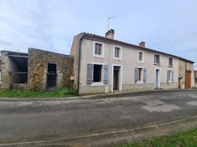 Vente Maison 6 pièces 100 m2 Blanzac