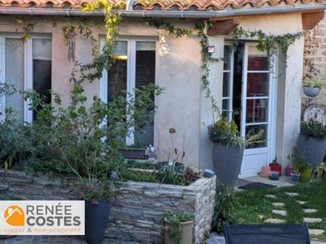 Vente Maison 6 pièces 100 m2 Brioux sur Boutonne