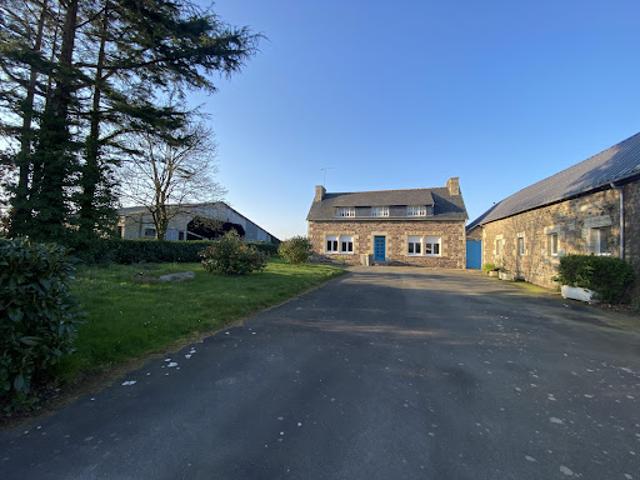 Vente Maison 6 pièces 100 m2 Ploëzal