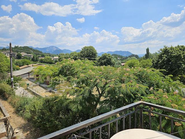 Vente Maison 6 pièces 100 m2 Saint Roman