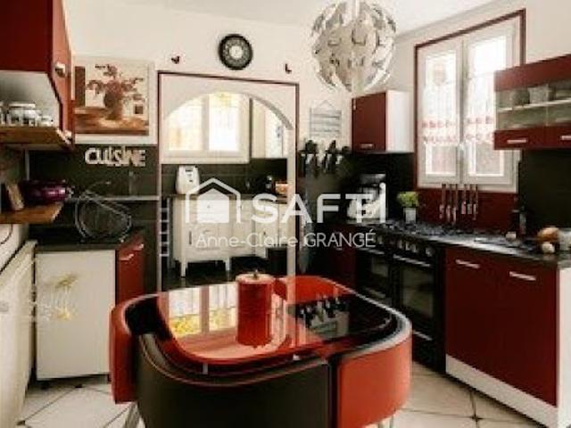 Vente Maison 6 pièces 101 m2 Sillé le Guillaume