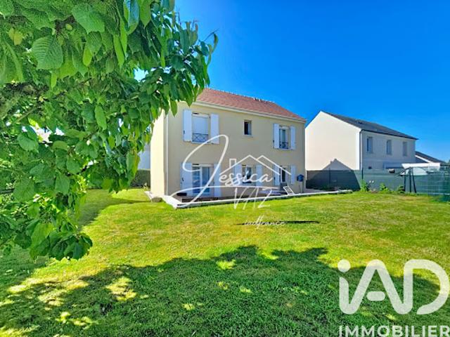 Vente Maison 6 pièces 102 m2 Péroy les Gombries