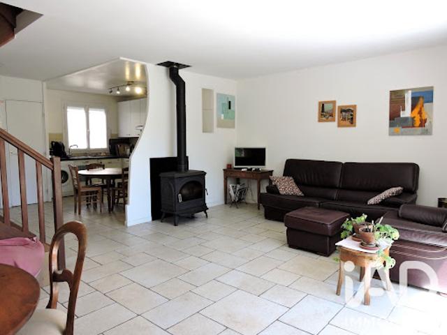 Vente Maison 6 pièces 114 m2 Montigny le Bretonneux