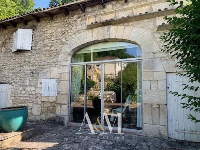 Vente Maison 6 pièces 115 m2 Mosnac Saint Simeux