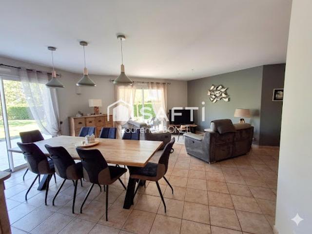 Vente Maison 6 pièces 115 m2 Aiffres