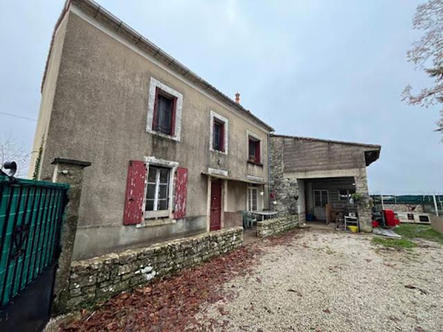 Vente Maison 6 pièces 115 m2 La Rochefoucauld