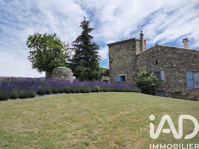 Vente Maison 6 pièces 115 m2 Saint Barthélemy le Plain