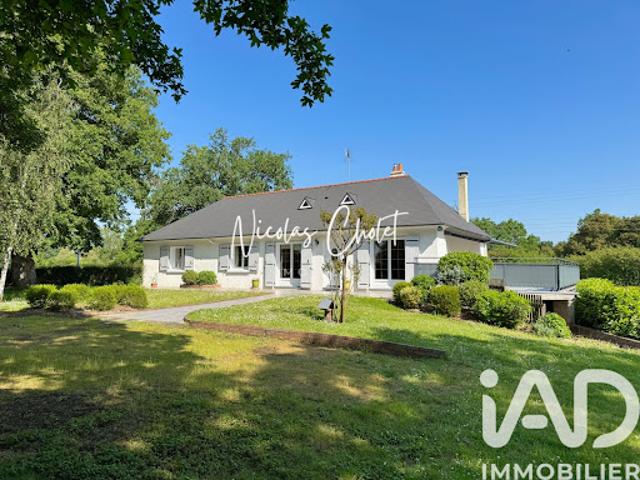 Vente Maison 6 pièces 115 m2 Saint Léger des Bois