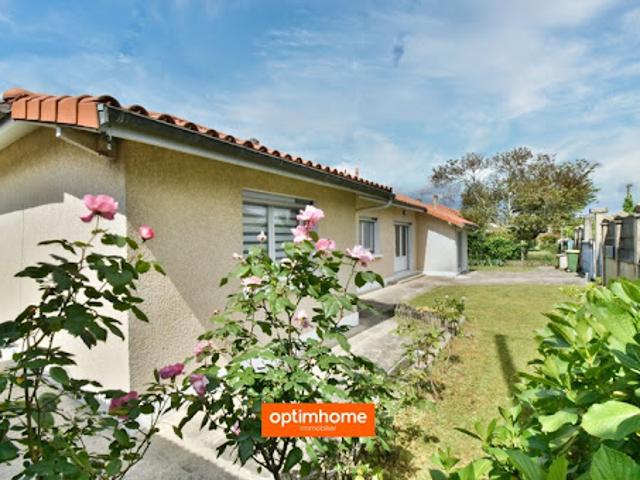 Vente Maison 6 pièces 116 m2 Ambares et lagrave