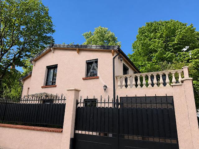 Vente Maison 6 pièces 118 m2 Nogent sur Marne