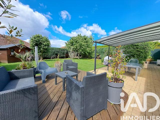 Vente Maison 6 pièces 118 m2 Douvrin