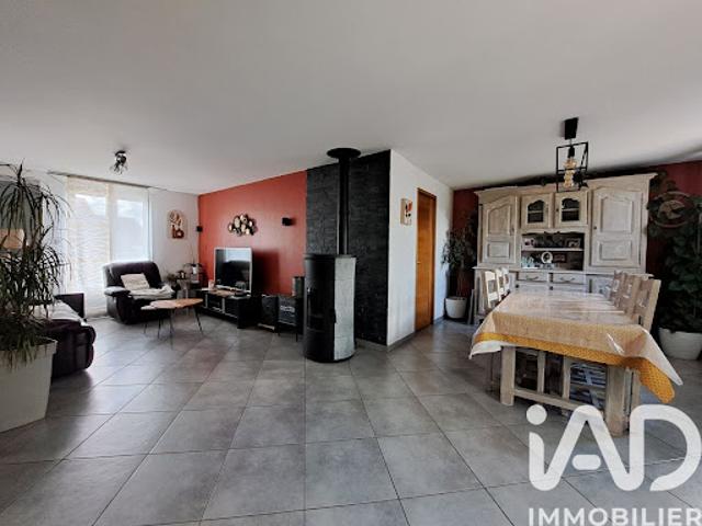 Vente Maison 6 pièces 118 m2 Douvrin