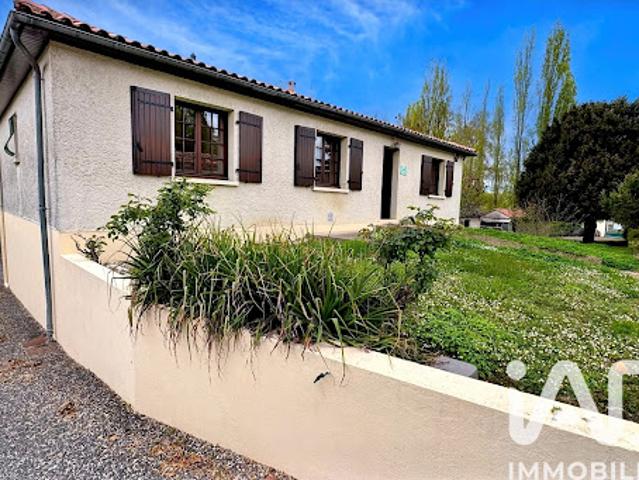 Vente Maison 6 pièces 118 m2 Roullet Saint Estèphe
