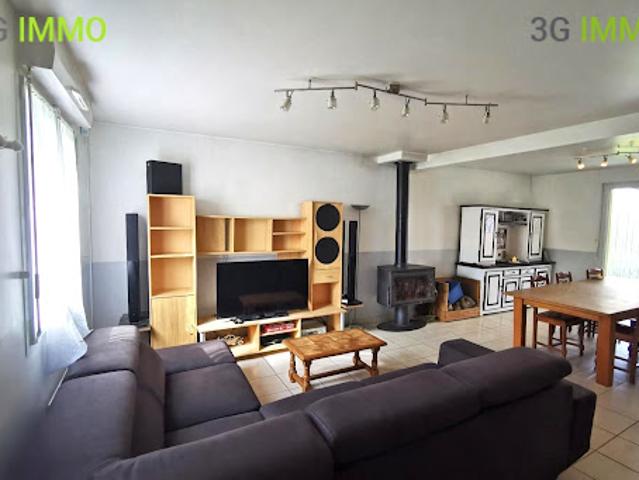 Vente Maison 6 pièces 118 m2 Saint Jean la Poterie
