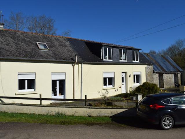 Vente Maison 6 pièces 110 m2 Plounévézel