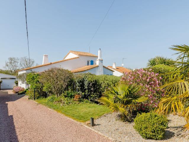 Vente Maison 6 pièces 111 m2 Les Clouzeaux