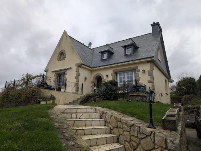 Vente Maison 6 pièces 113 m2 Gouarec