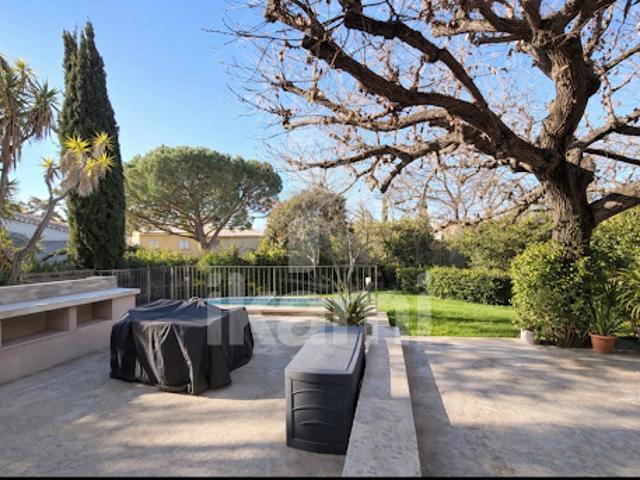 Vente Maison 6 pièces 124.2 m2 Six Fours les Plages