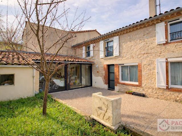 Vente Maison 6 pièces 125.83 m2 Castres