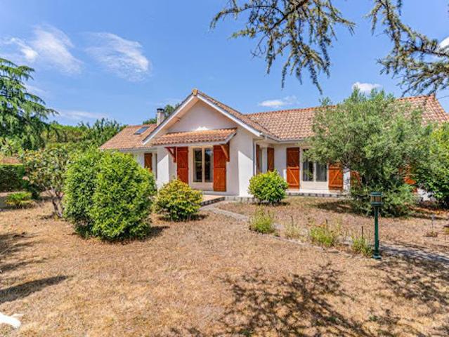 Vente Maison 6 pièces 125 m2 Blanquefort