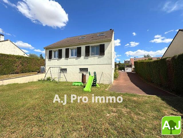 Vente Maison 6 pièces 125 m2 Bréval