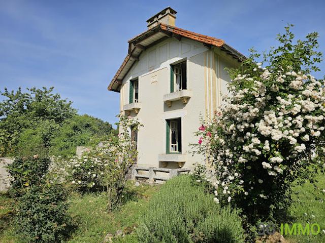 Vente Maison 6 pièces 125 m2 Cherves