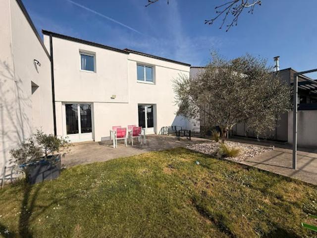Vente Maison 6 pièces 130 m2 Saint Philbert de Grand Lieu