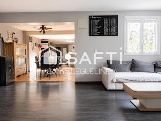 Vente Maison 6 pièces 126 m2 Houdan