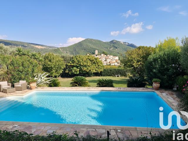 Vente Maison 6 pièces 126 m2 Le Revest les Eaux