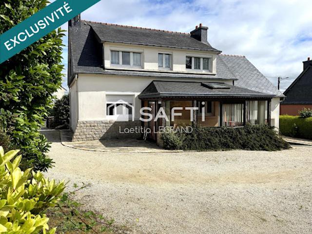 Vente Maison 6 pièces 127 m2 Bégard