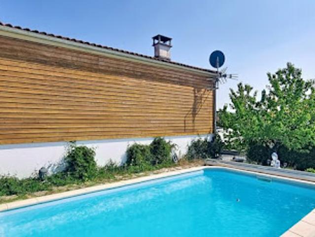 Vente Maison 6 pièces 127 m2 Figeac