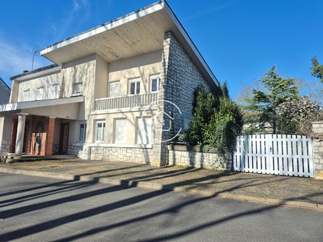 Vente Maison 6 pièces 127.26 m2 Vendome