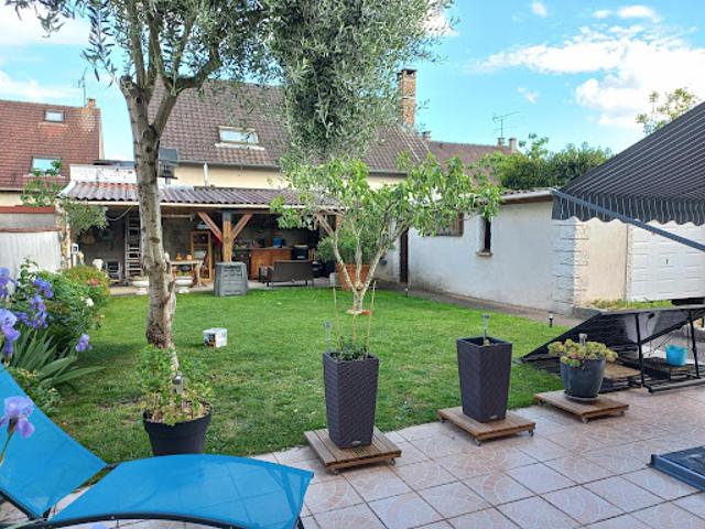Vente Maison 6 pièces 128 m2 Ozoir la ferriere