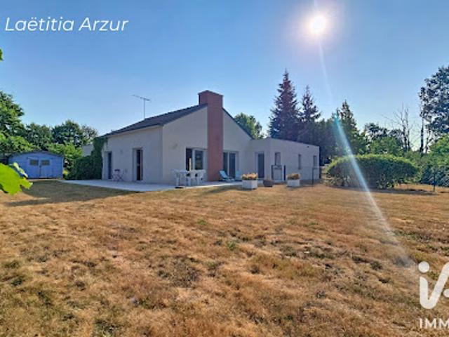 Vente Maison 6 pièces 129 m2 Peillac
