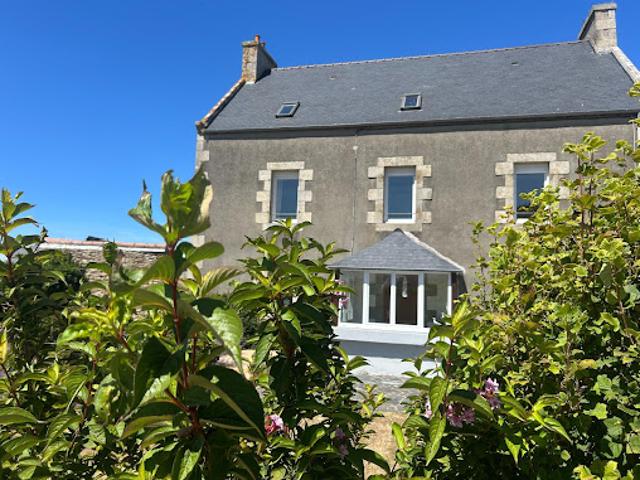 Vente Maison 6 pièces 129 m2 Roscoff