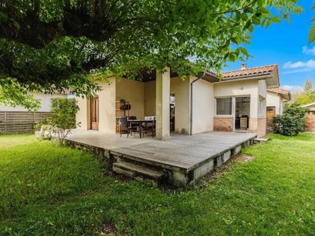 Vente Maison 6 pièces 129 m2 Saint Médard en Jalles