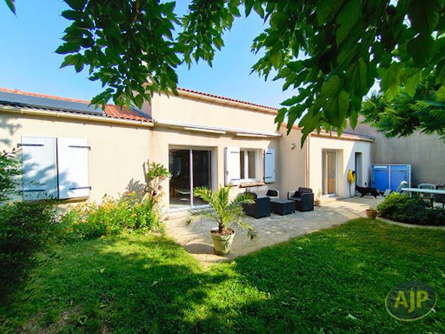 Vente Maison 6 pièces 120 m2 Montaigu Vendée