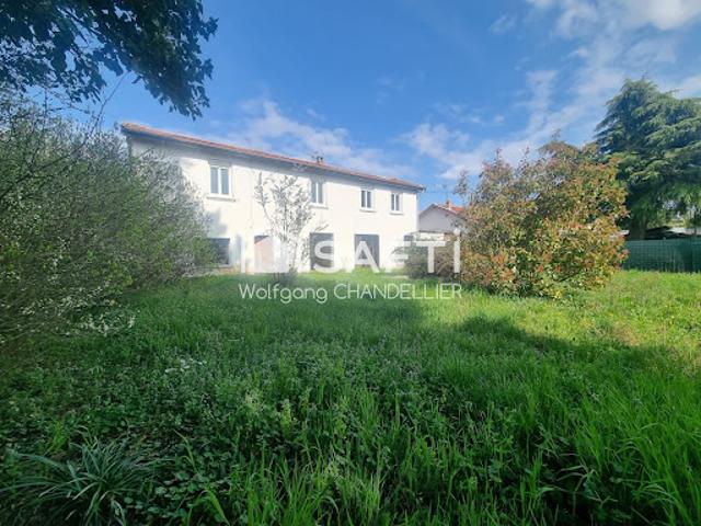 Vente Maison 6 pièces 120 m2 Mours Saint Eusèbe