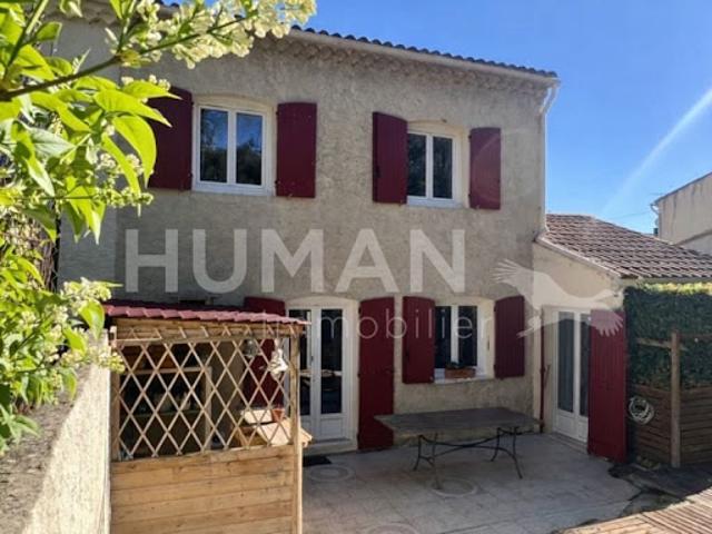 Vente Maison 6 pièces 120 m2 Lambesc